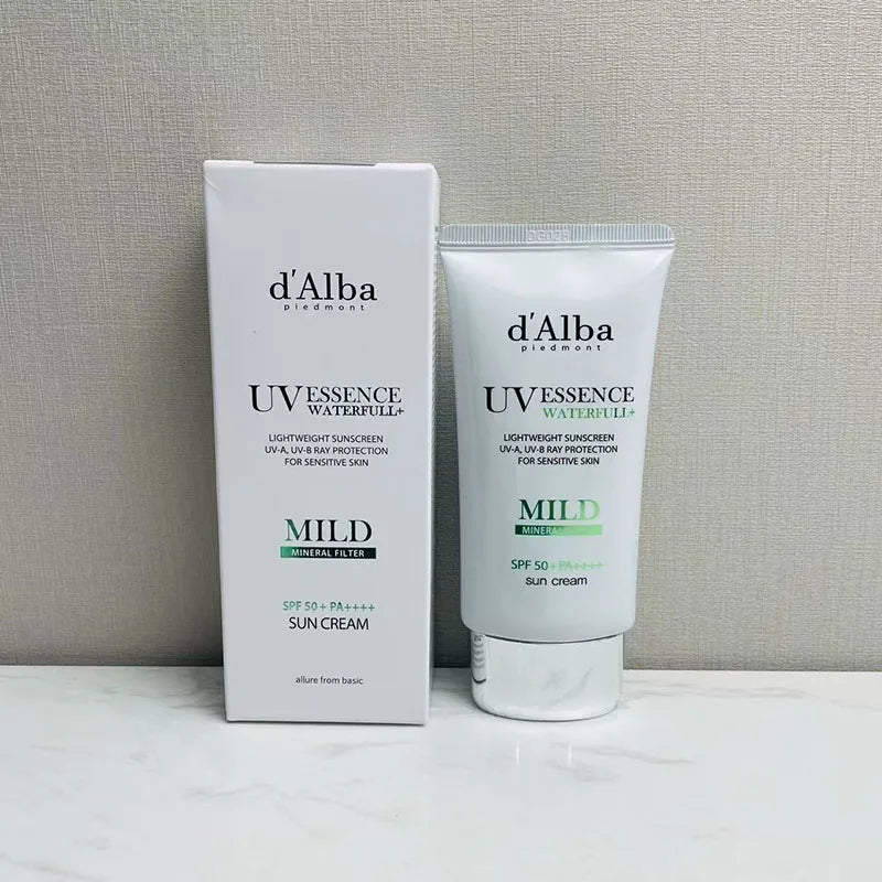 50ML d'Alba UV Essence Whitening White Truffle Sunscreen SPF50+ Moisturizing Lightweight Refreshing Gentle Sunscreen Skin Care